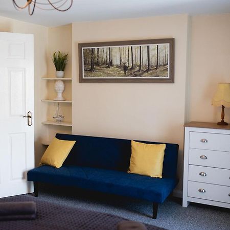 Vanity Ballycastle Diamond 2 Bedroom Apartment Bagian luar foto