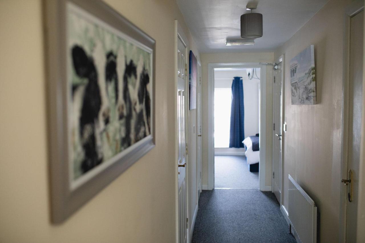 Vanity Ballycastle Diamond 2 Bedroom Apartment Bagian luar foto
