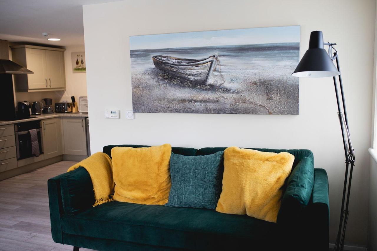 Vanity Ballycastle Diamond 2 Bedroom Apartment Bagian luar foto