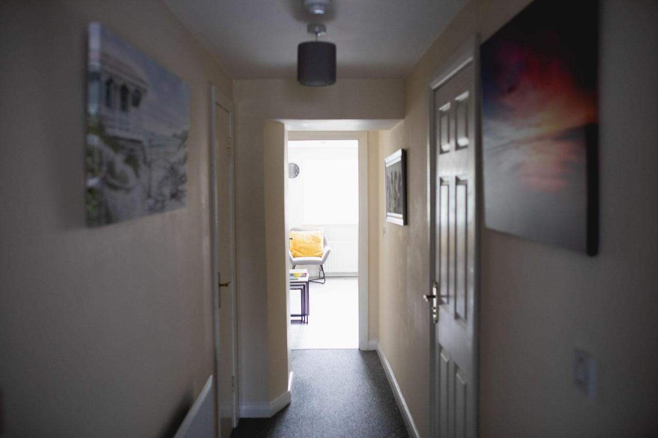 Vanity Ballycastle Diamond 2 Bedroom Apartment Bagian luar foto