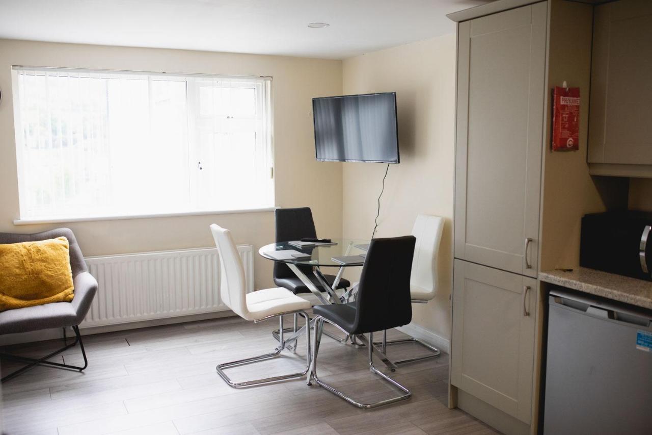 Vanity Ballycastle Diamond 2 Bedroom Apartment Bagian luar foto