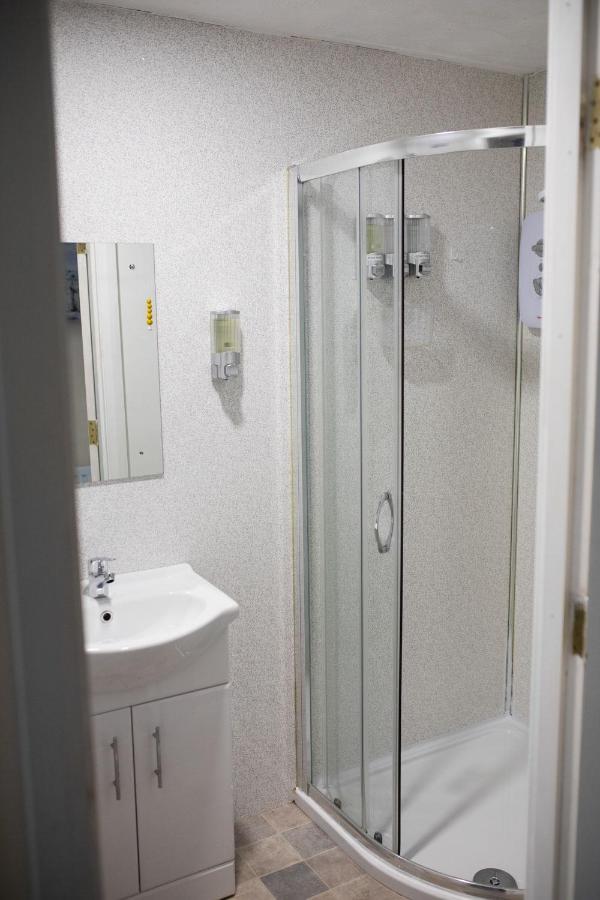 Vanity Ballycastle Diamond 2 Bedroom Apartment Bagian luar foto