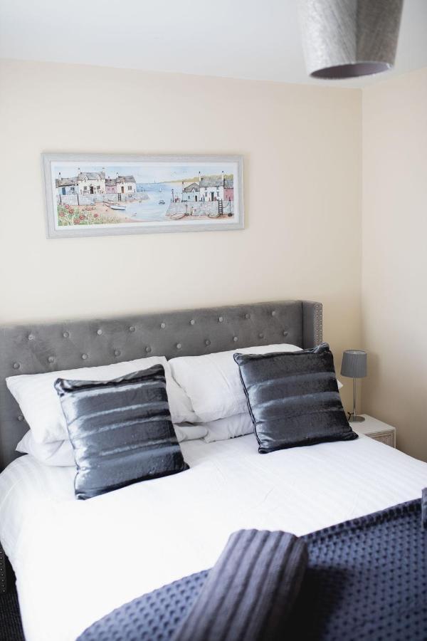 Vanity Ballycastle Diamond 2 Bedroom Apartment Bagian luar foto